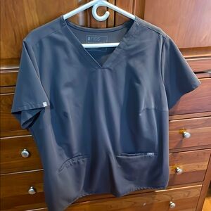 Figs Casma top in Charcoal women’s size 3XL.